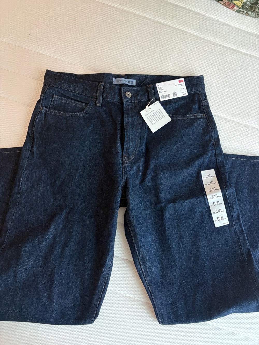 Uniqlo JWA baggy jeans